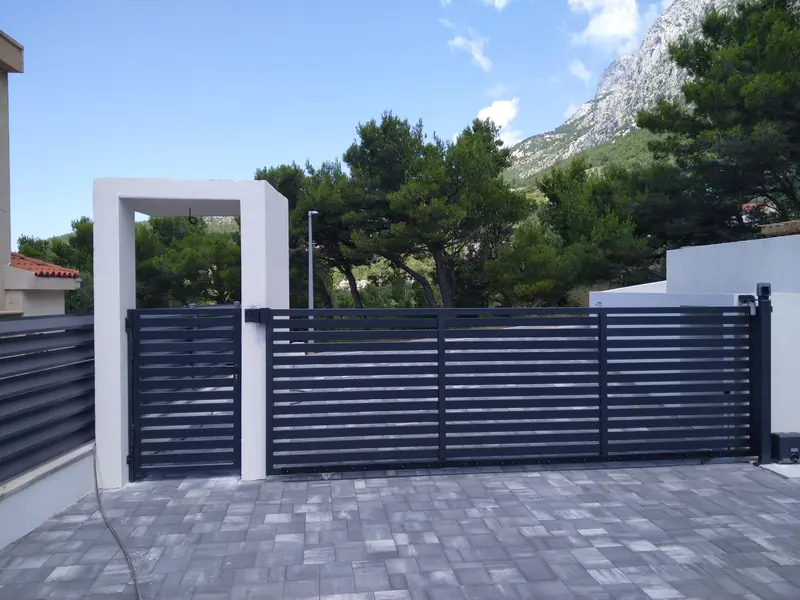 Aluminijska ograda, primjer 23