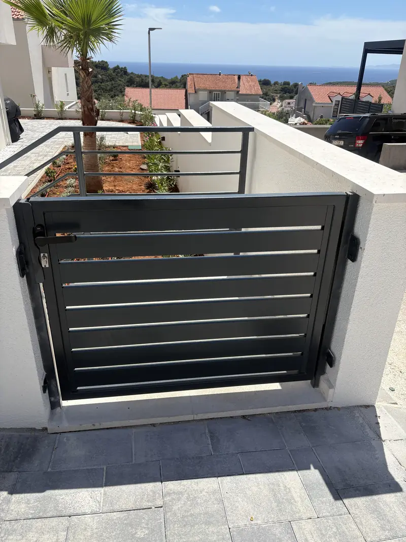 Aluminijska ograda, primjer 34