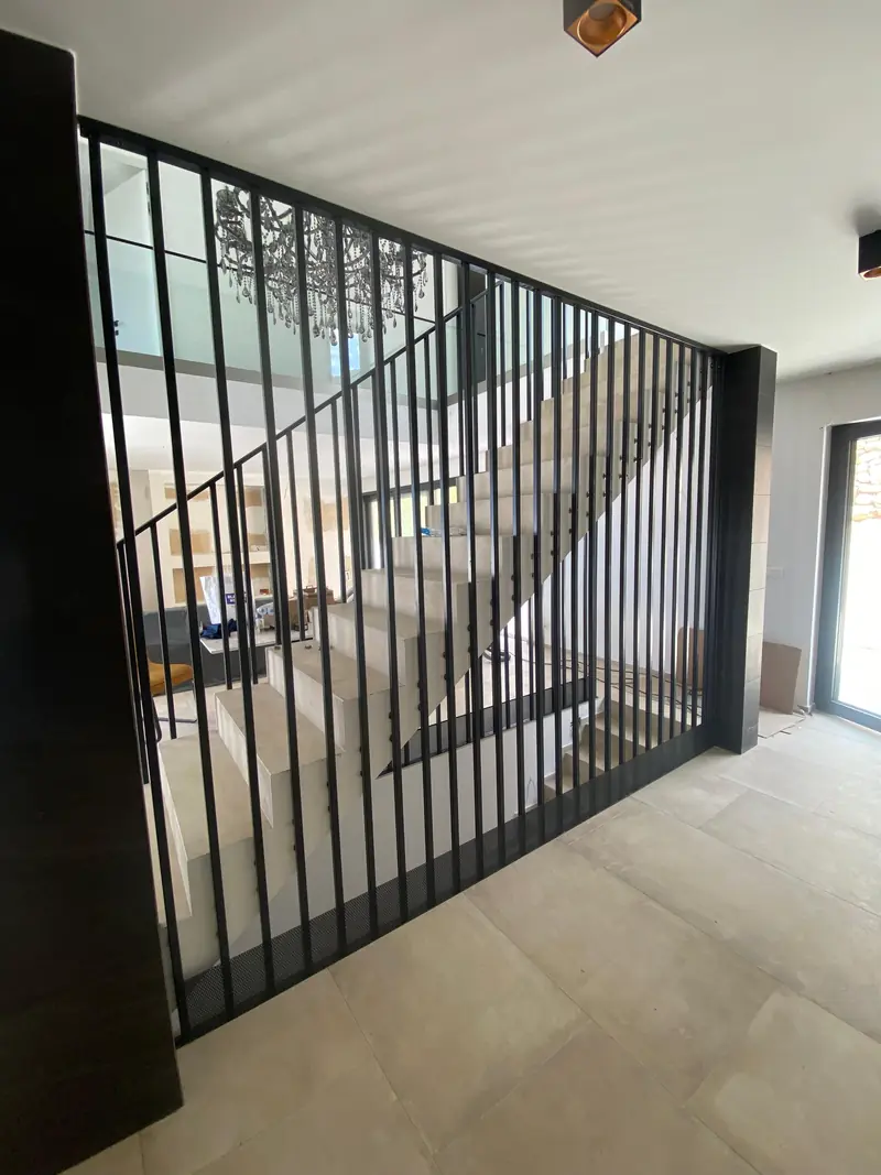 Moderna ograda, primjer 44